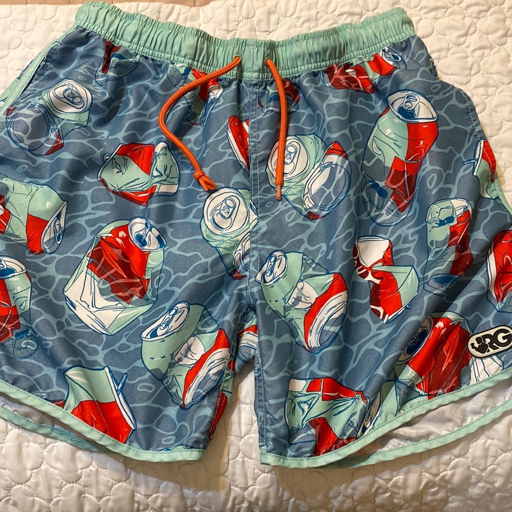ROWDY GENTLEMAN

Crush It Swim Trunks